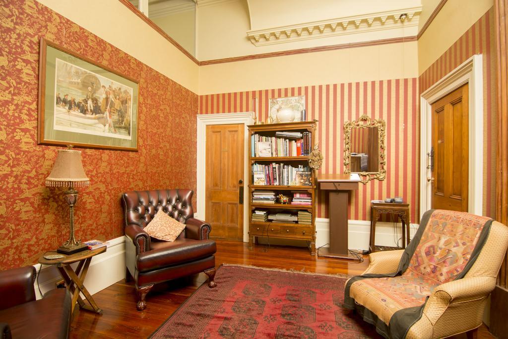 Boutique Hotel Warwick House Nelson Exterior photo
